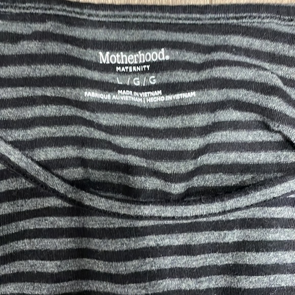 Bundle of Long Sleeve Shirts - Picture 3 of 4